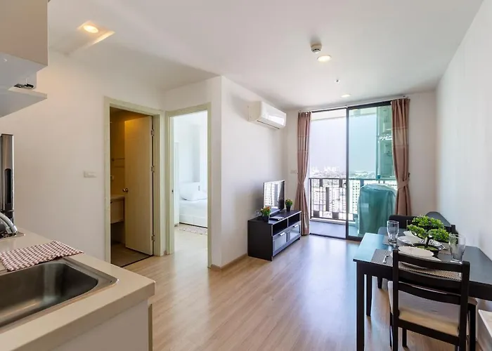 Luxury Skyfloor Onnut Bts 40sqmt Gym Pool Netflix Appartement